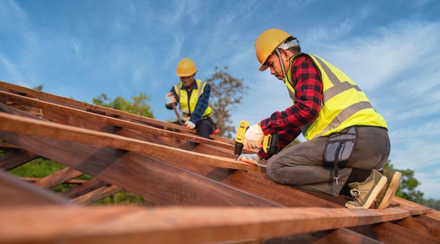 Professional Flat Roofing Installation services in Onondaga, MI